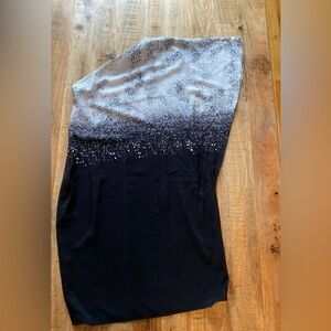 Halston Large one shoulder black white abstract dress NEW NWT